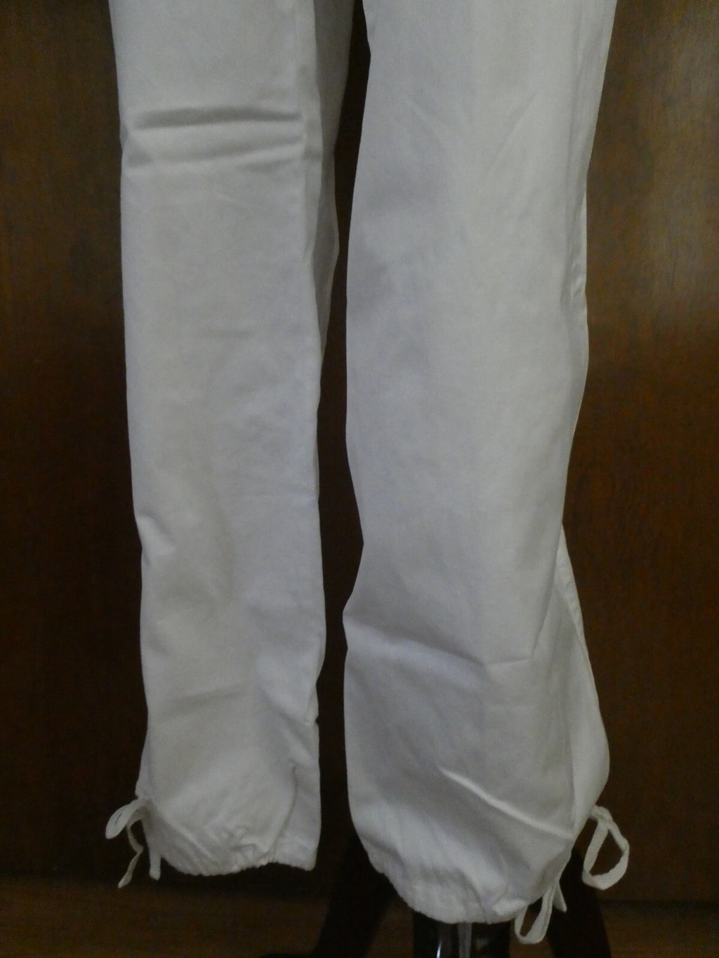 Saks Fifth Avenue Theads women's white cotton detailed pants size 14