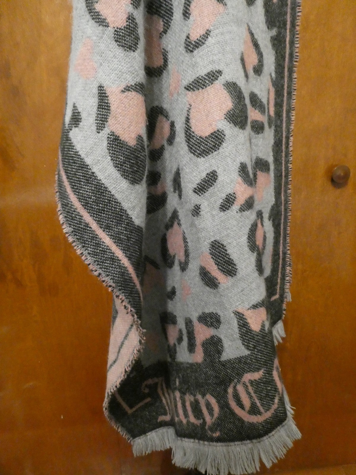 Juicy Couture Leopard Heart Print Scarf 72"x22" Gray Pink Logo Fringe Wrap