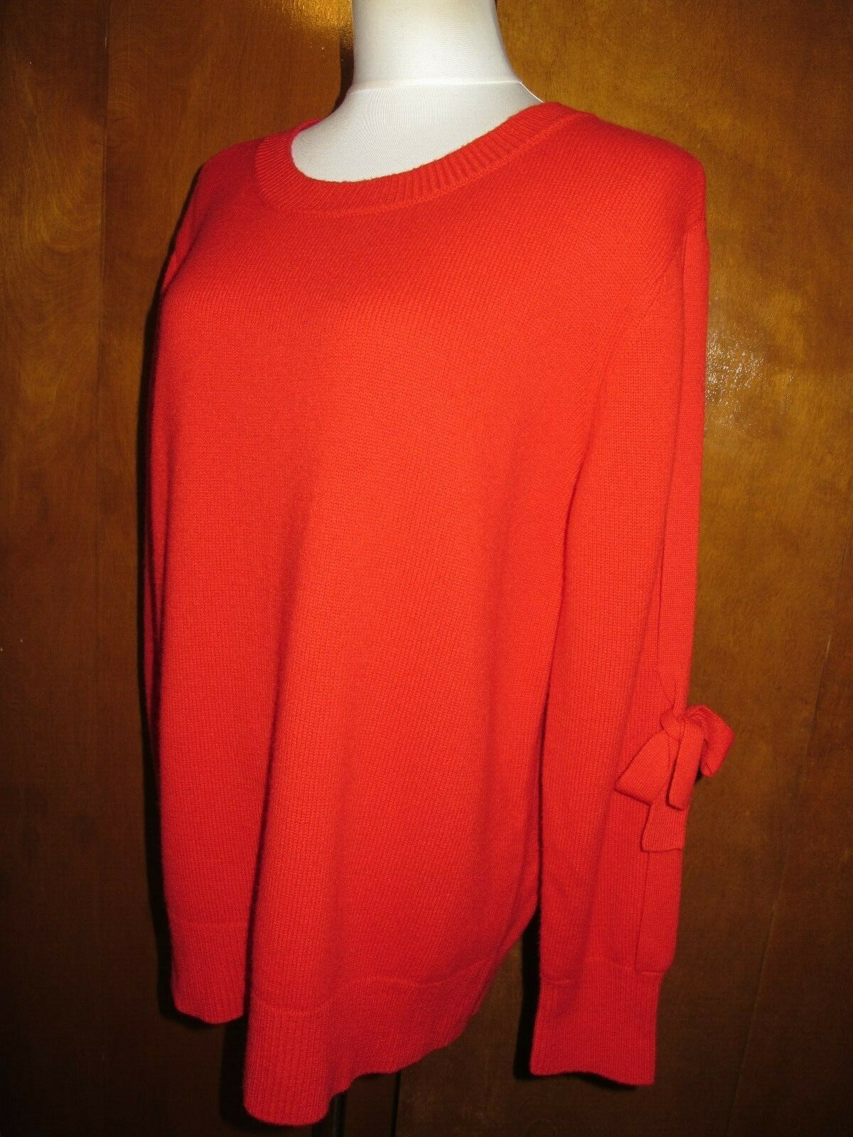 Lord &Taylor Women's red cashmere sweater