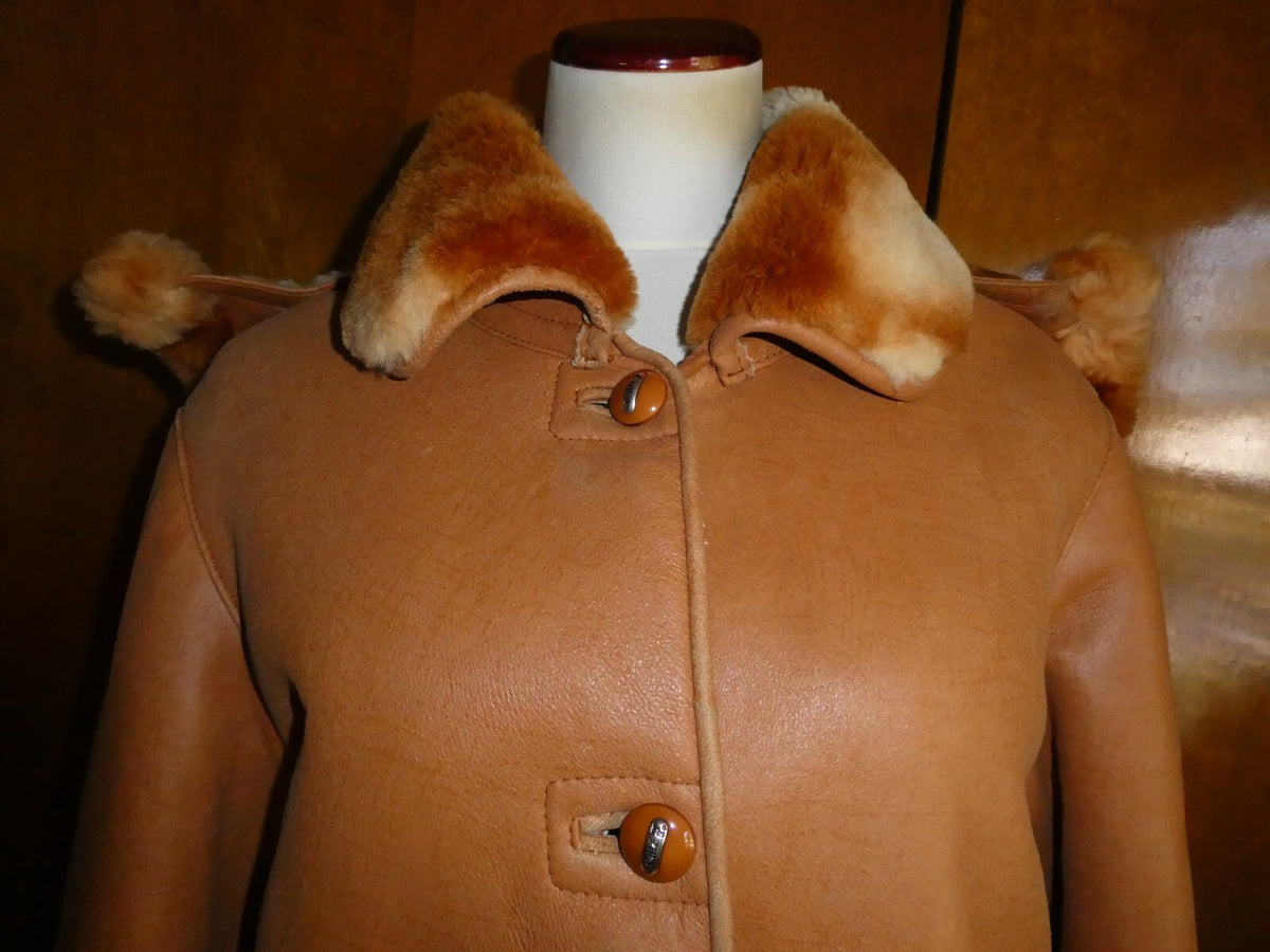 Song Wang women’s copper synthetic leather w/faux fur lining coat/jacket Medium