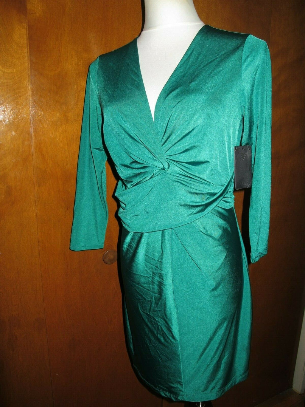 Guess women's emerald evening lined dress size Large fits Medium