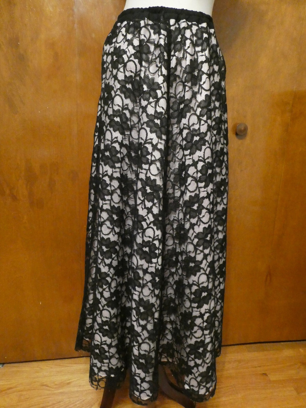 Unbranded Women's Black Pink Fringe-Textured Sheer Lined Evening Skirt Size M