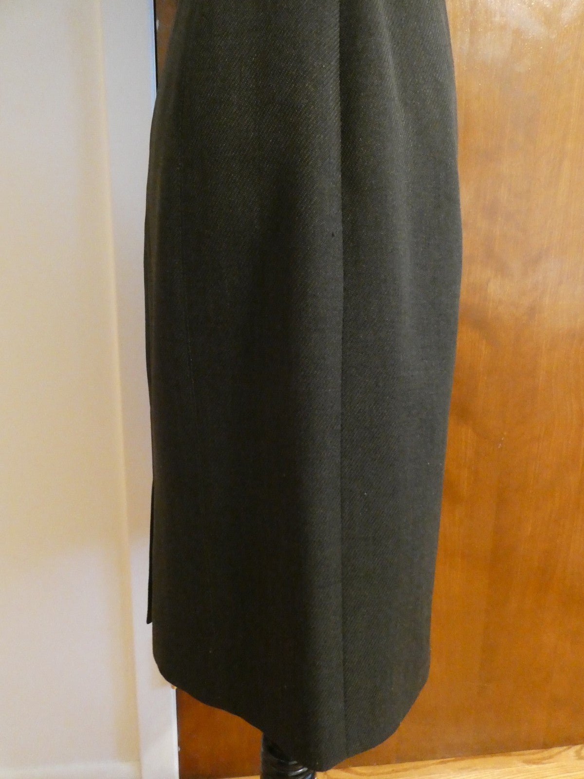 Tahari Arthur S. Levine Women Dark Brown Sheath Dress Lined Slit Back Slit SZ 4