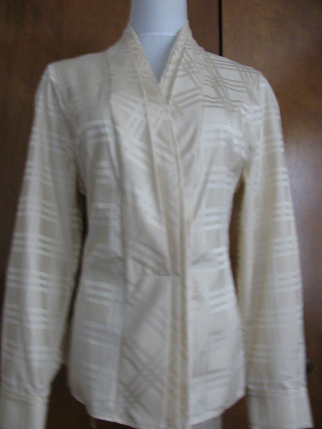 Jones New York Signature women's gold top Large  