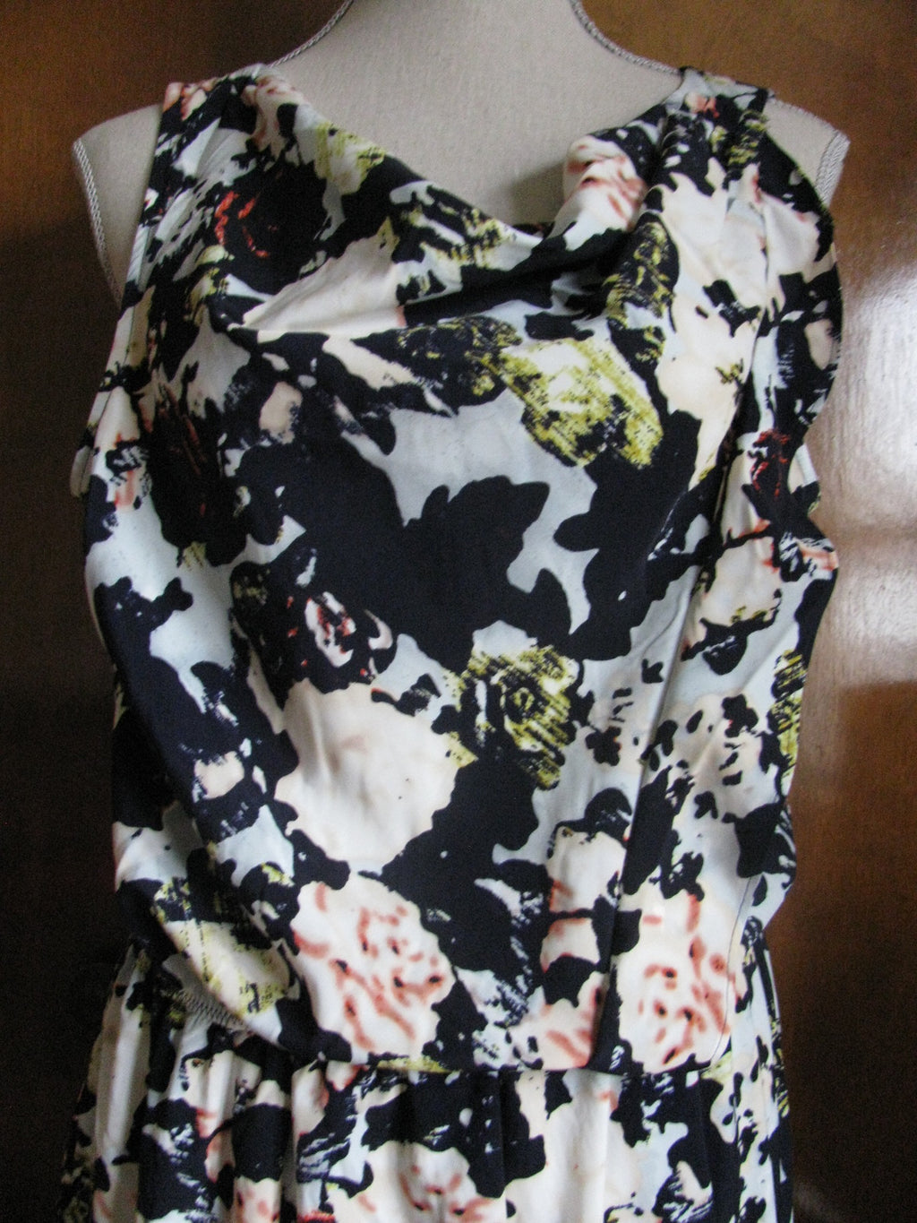 Gap women's multi color summer dress Size 12 