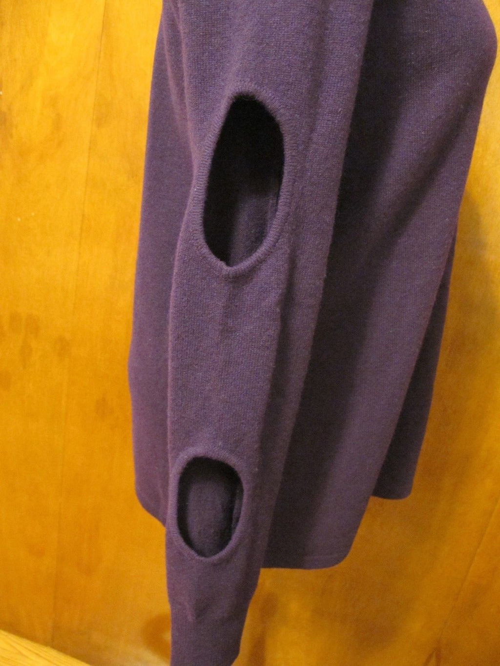 Bloomingdale Aqua Women's Purple Amethyst Cashmere Soft Cold-Shoulder Sweater