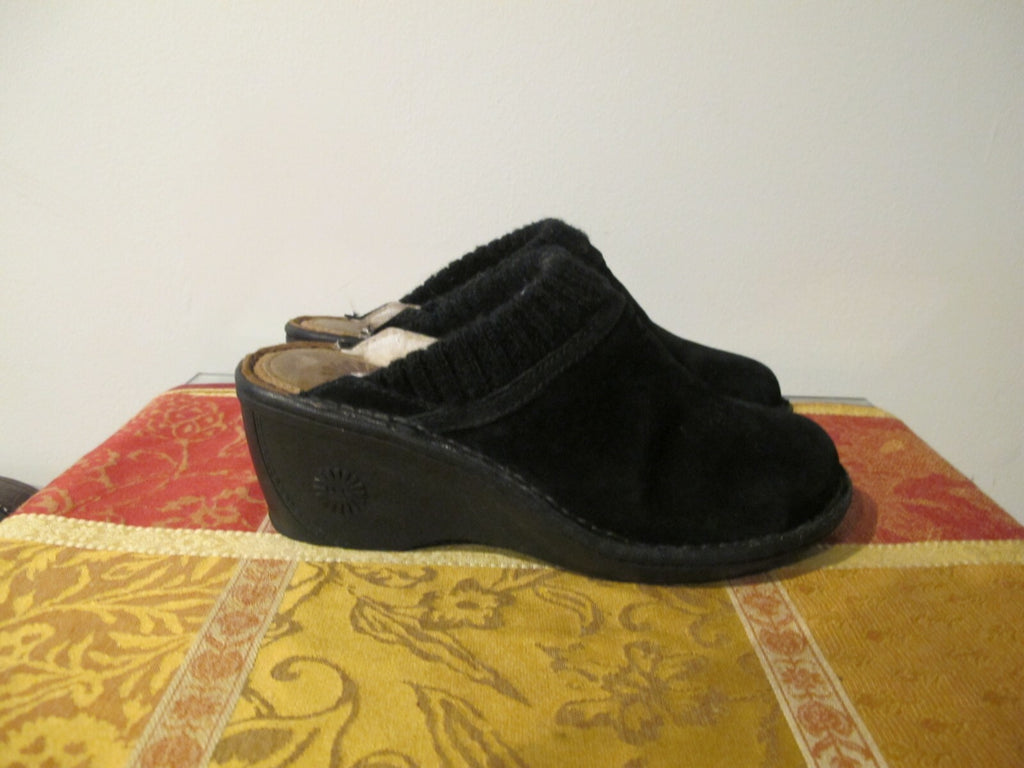 Ugg Australia SN 1934 Black Suede Sheep Shearling Lined Women’s Slippers Size 6