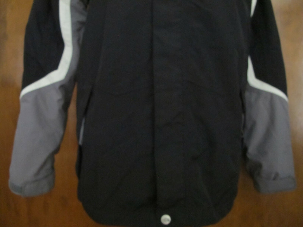 The North Face black boys XL zip out fleece jacket can be worn 2 different ways