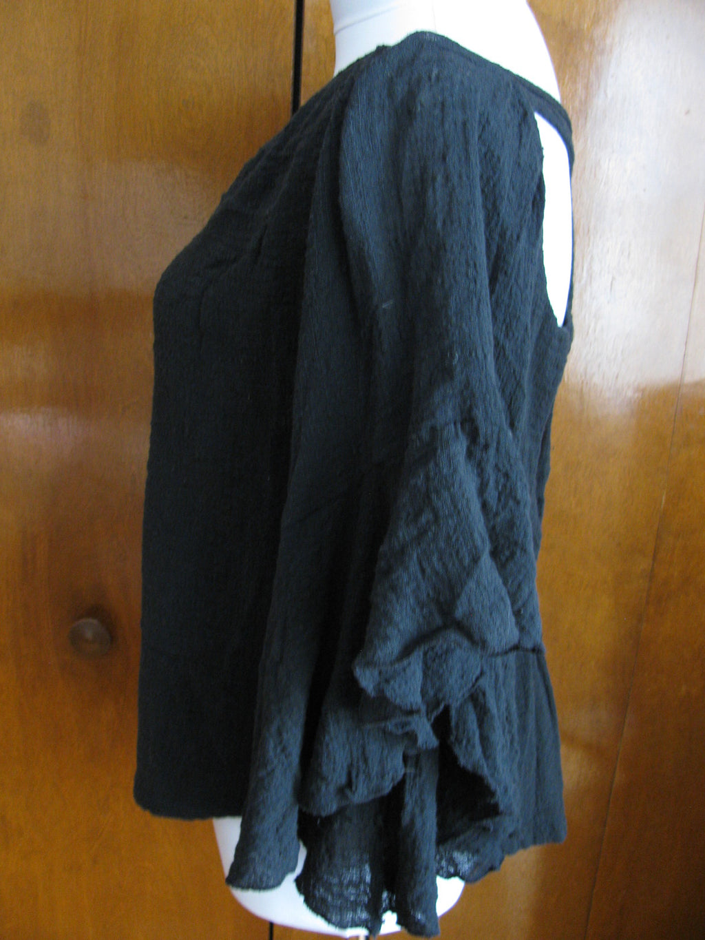 Surf Gypsy women’s cotton soft black top Large