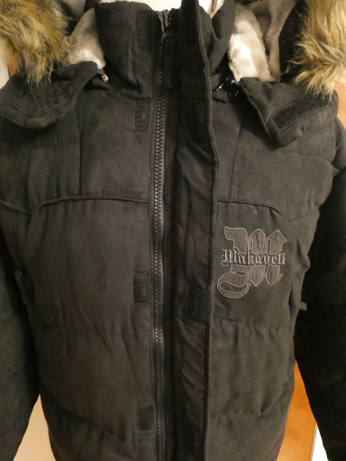 Makaveli Branded Men's Black Puffer Jacket Hood Lots of Pockets Size Medium
