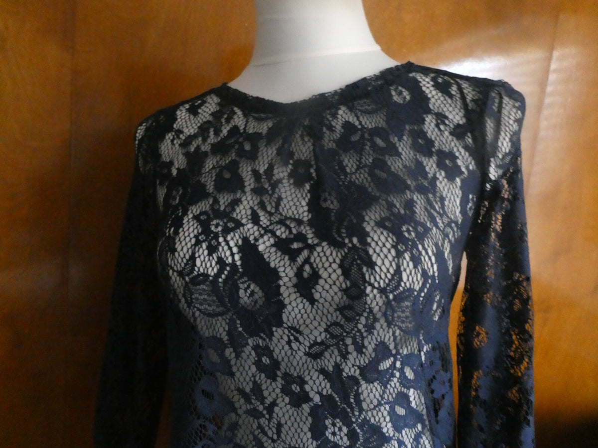 ZARA Collection women's navy fabric craft embroidered blouse size Small