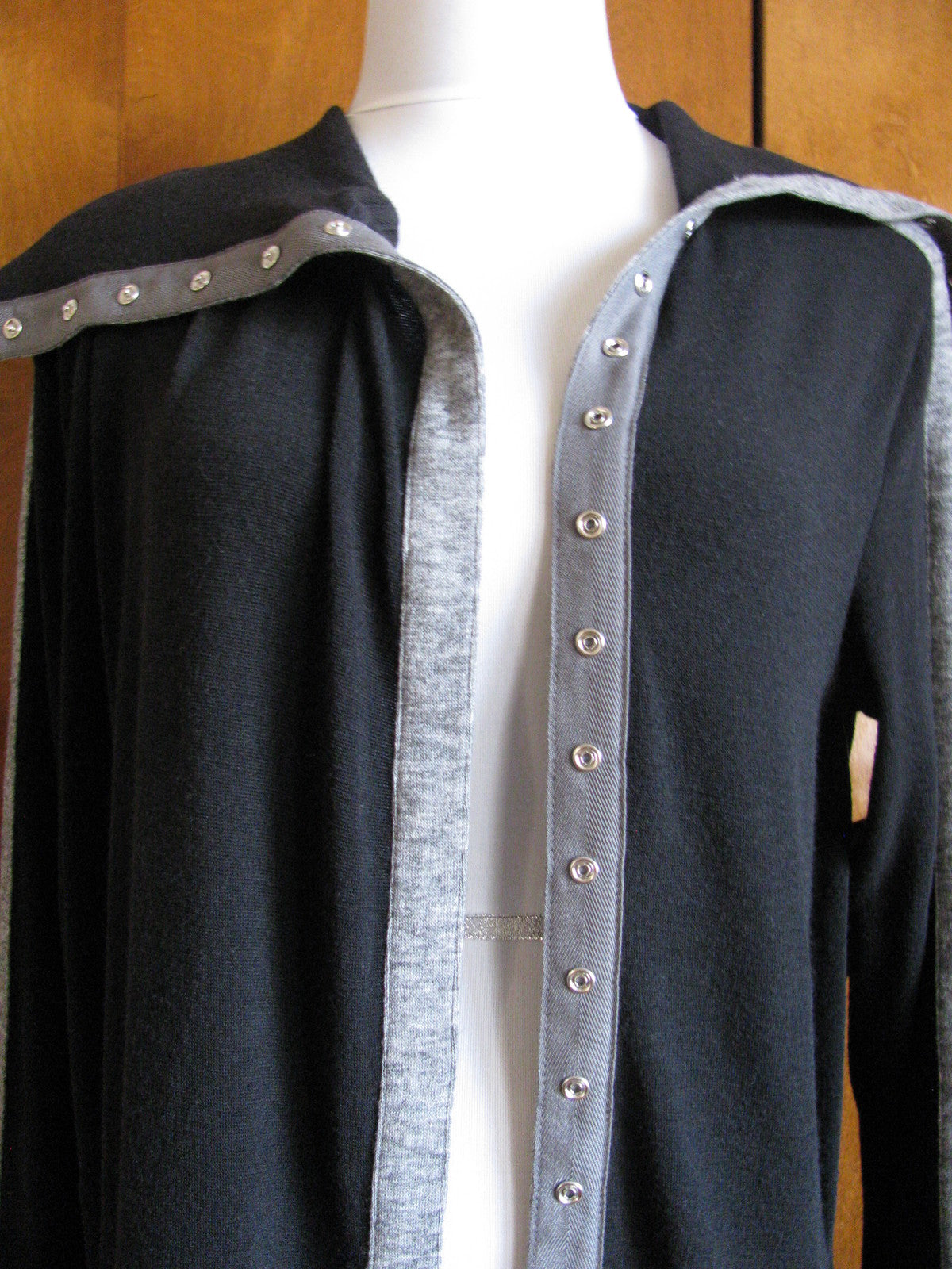 Rachel Roy women’s black gray sweater dress with snaps closures New