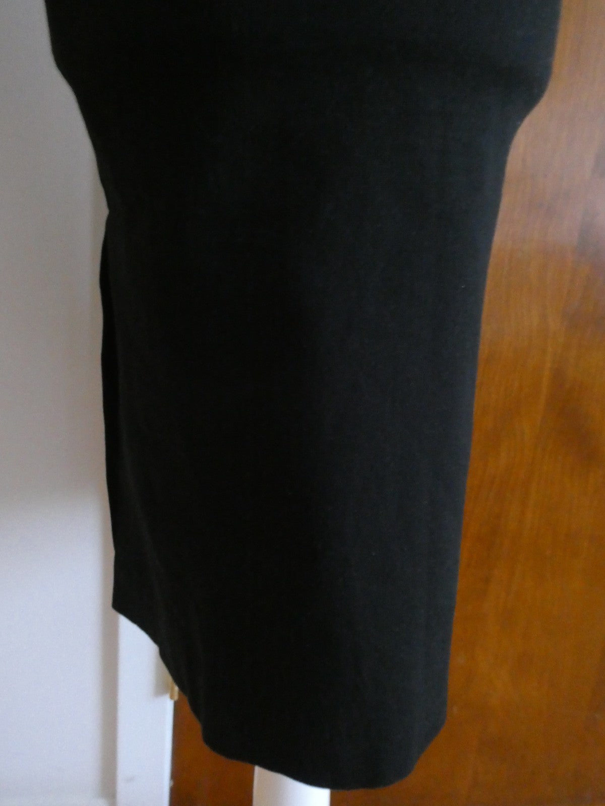 Bebe Black Pencil Skirt Button Front Lined Cotton Knee Length Chic Size 2