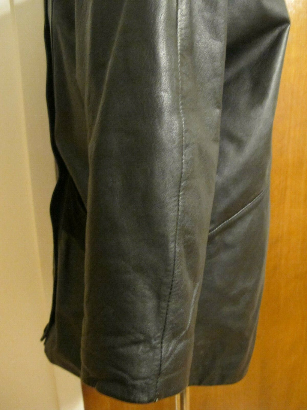 Pelle Cuir Women's Black Real Genuine Leather Detailed Jacket Coat Size Small