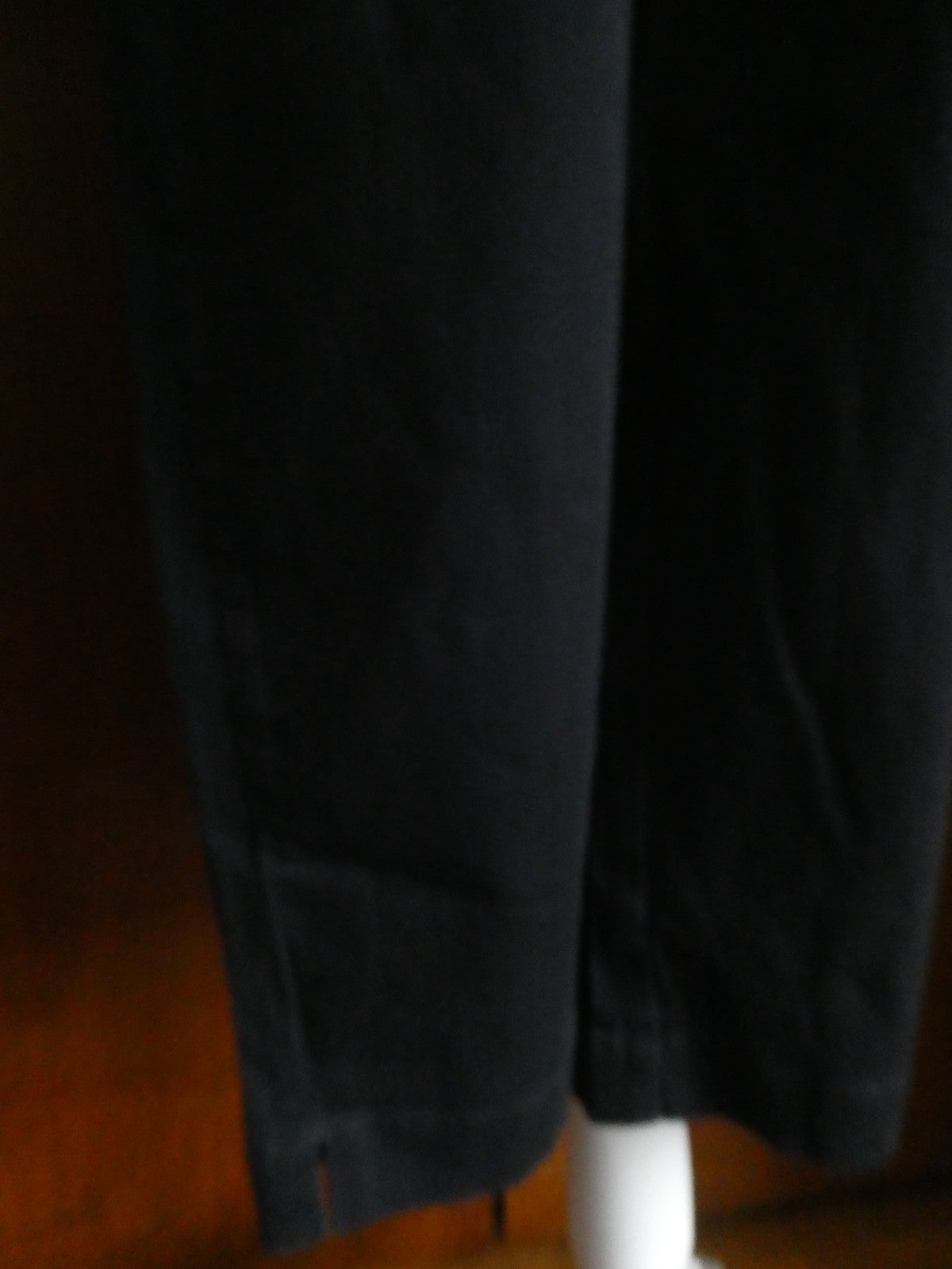 Lee Khakis Navy Women Capris Size 4 Medium Mid Rise Stretch Cotton Below Knee