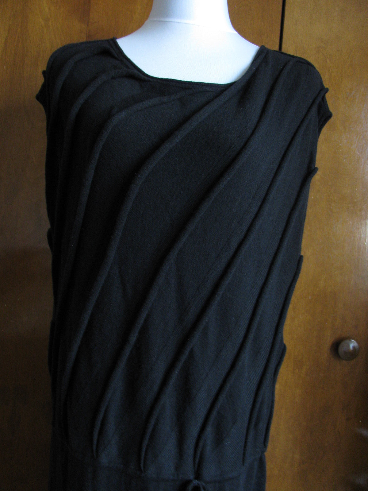 Max Studio women's black cotton rayon detailed  dress Large 