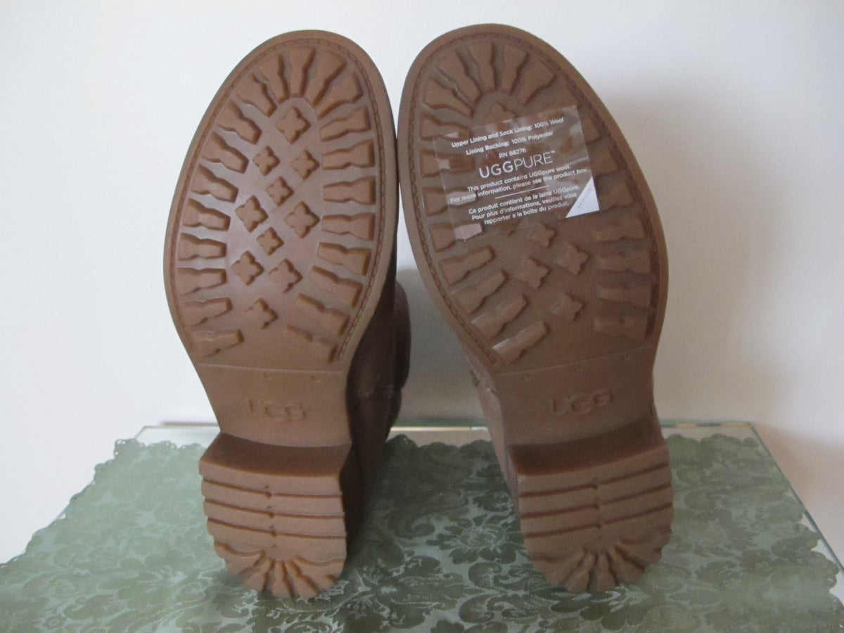 Ugg Australia women’s brown water resistant leather ankle New boots 7