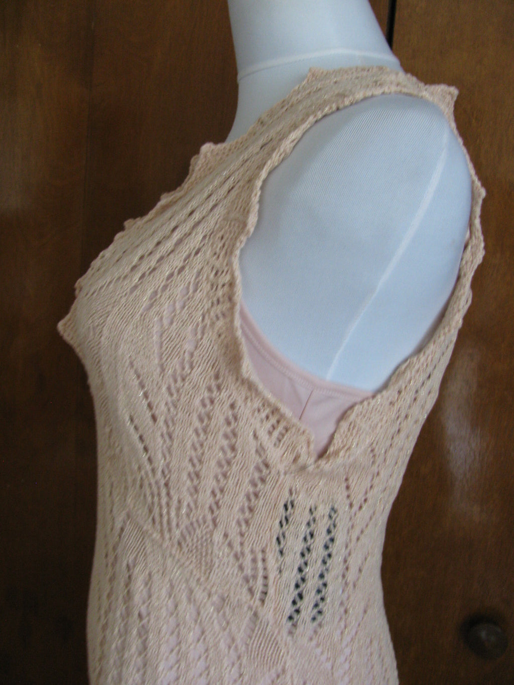 Guess women’s neutral pink pointtele dress New