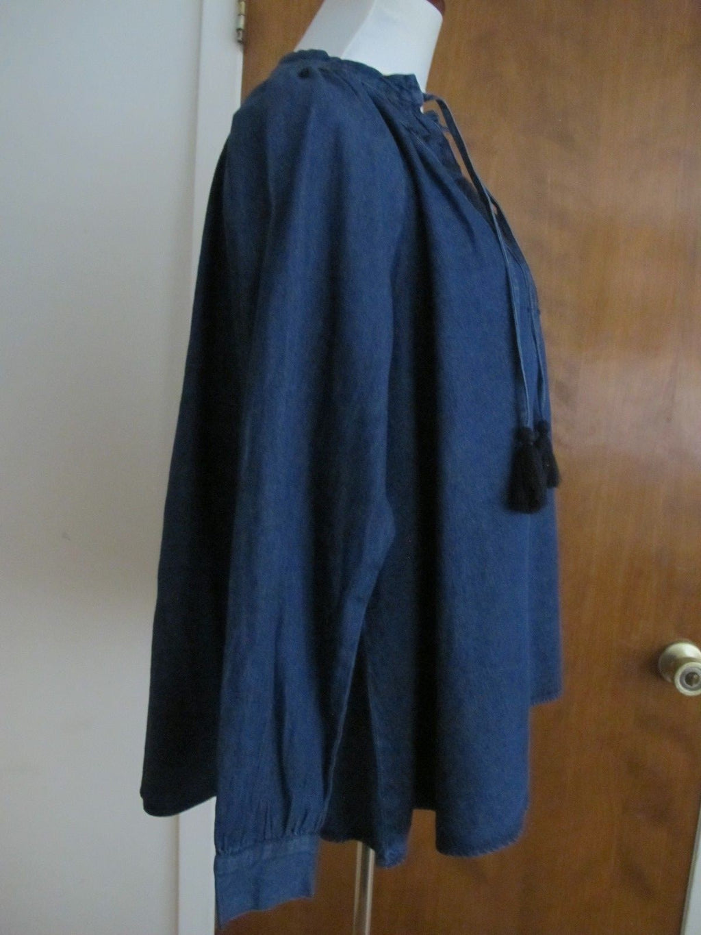 Anthropologie women's denim blue detailed embroidered A-line tunic top  New