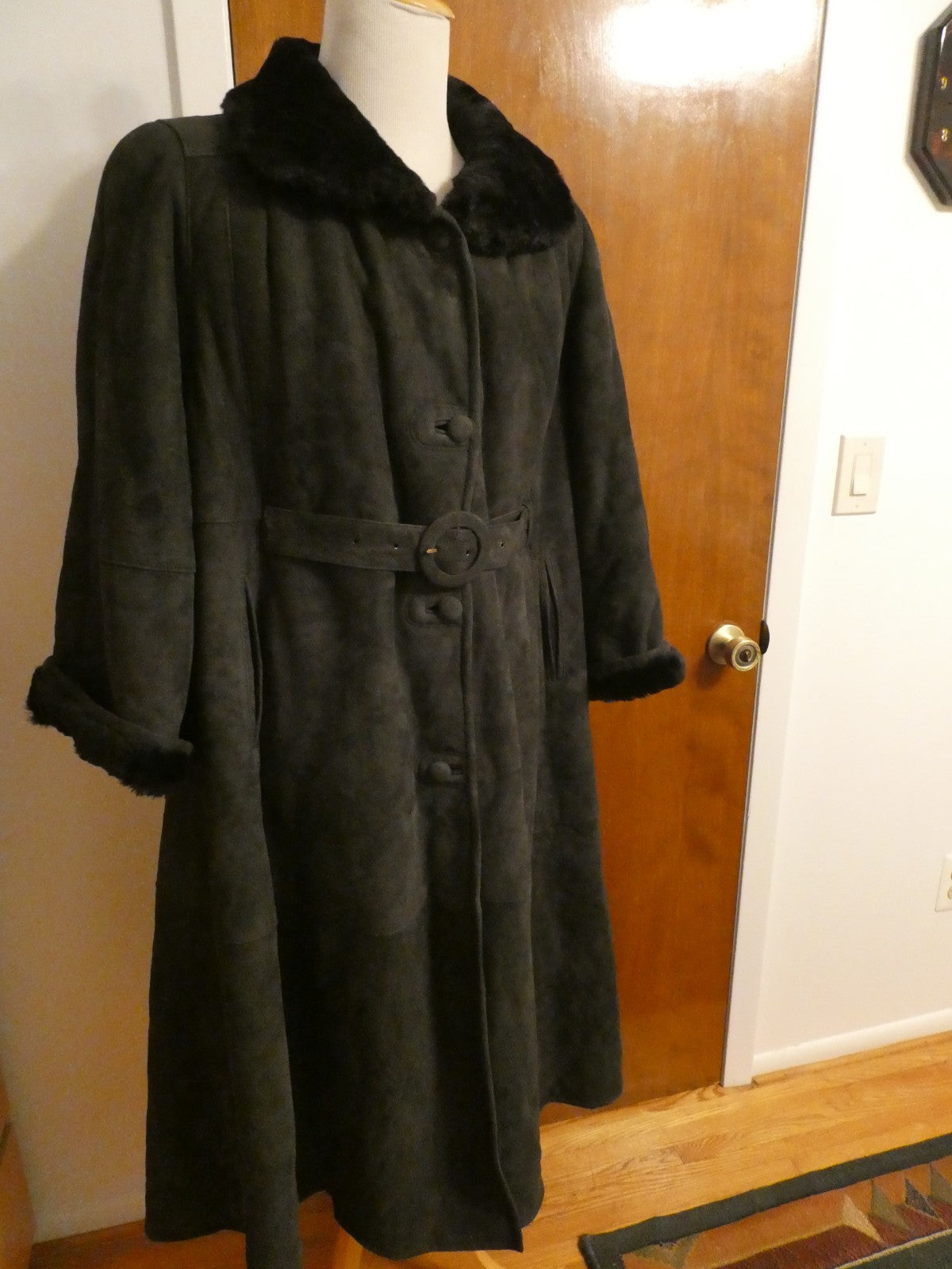 Adarcrea Women Black Shearling Sheepskin A-Line Winter Coat SZ 10 (US 14) Spain