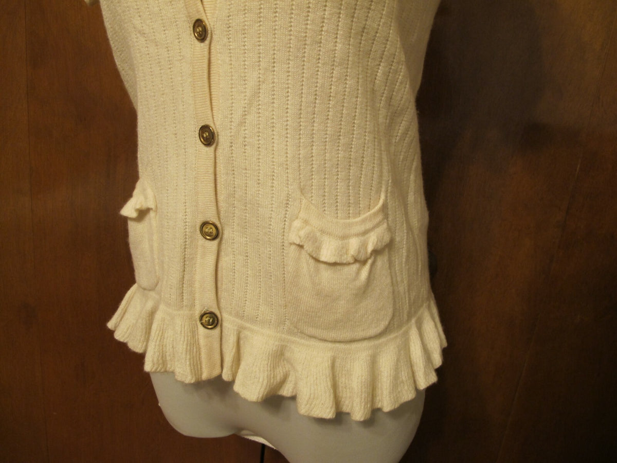 Juicy Couture women's sweater top ivory size Medium fits Small pre-owned 