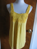 Moa Moa women’s yellow rayon top size Large NWT
