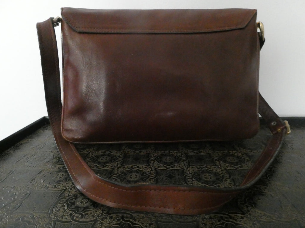 Vintage RAPPI Brown Leather Shoulder Bag Purse Three Compartments Made in Italy