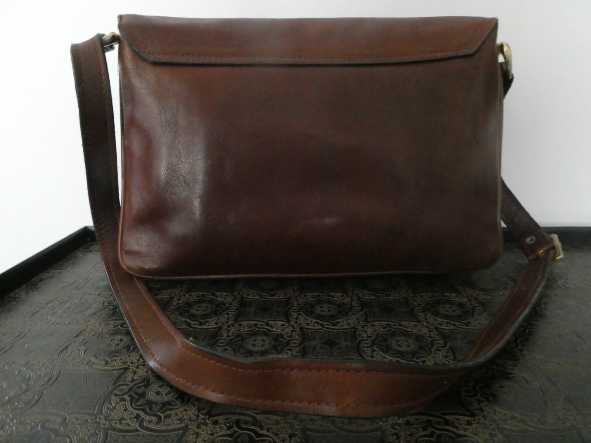 Vintage RAPPI Brown Leather Shoulder Bag Purse Three Compartments Made in Italy