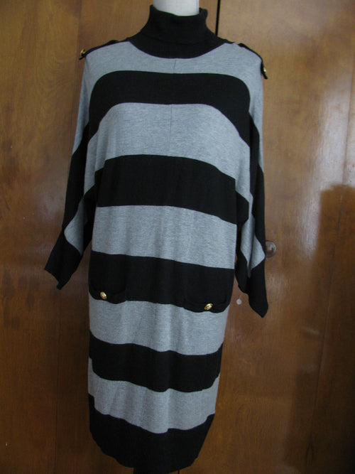 Andrienne Vittadini women's black flannel pocketed dress New