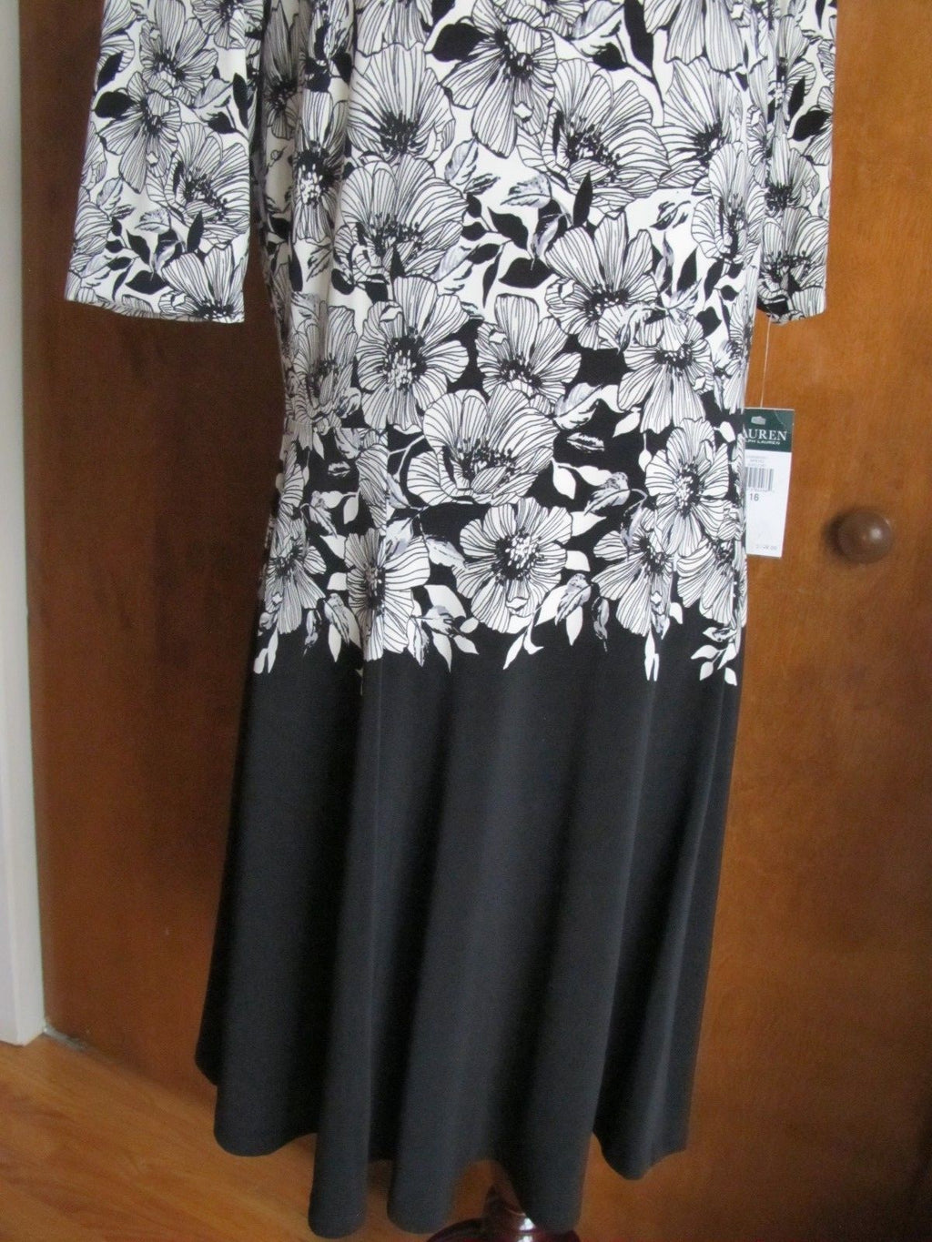 Ralph Lauren women’s  A-Line black white lined NWT dress size 16