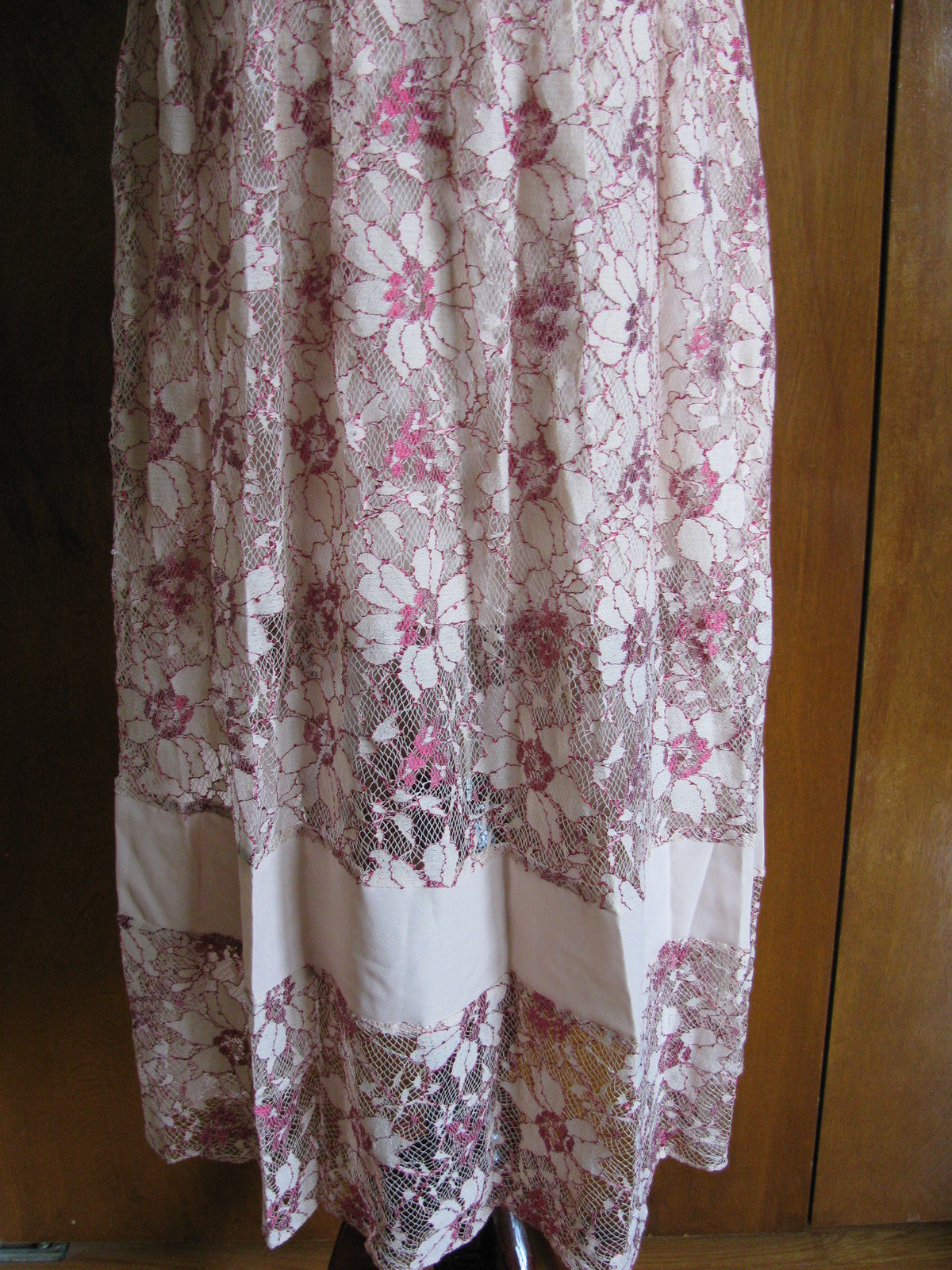 Walter Baker women's evening dusty rose kensie dress medium 