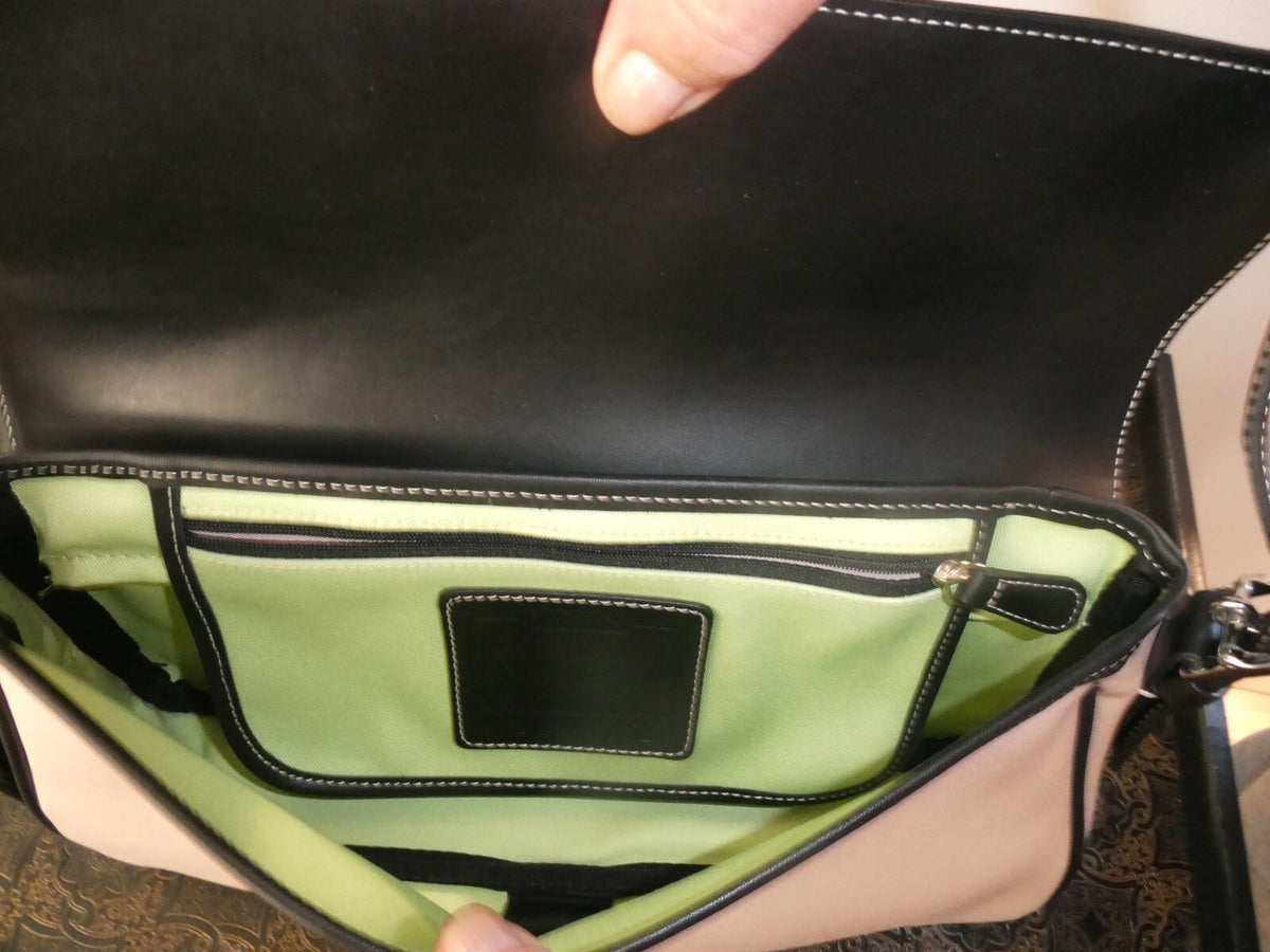 Authentic Coach Vintage Hampton Flap Purse Shoulder Handbag LOK-7702