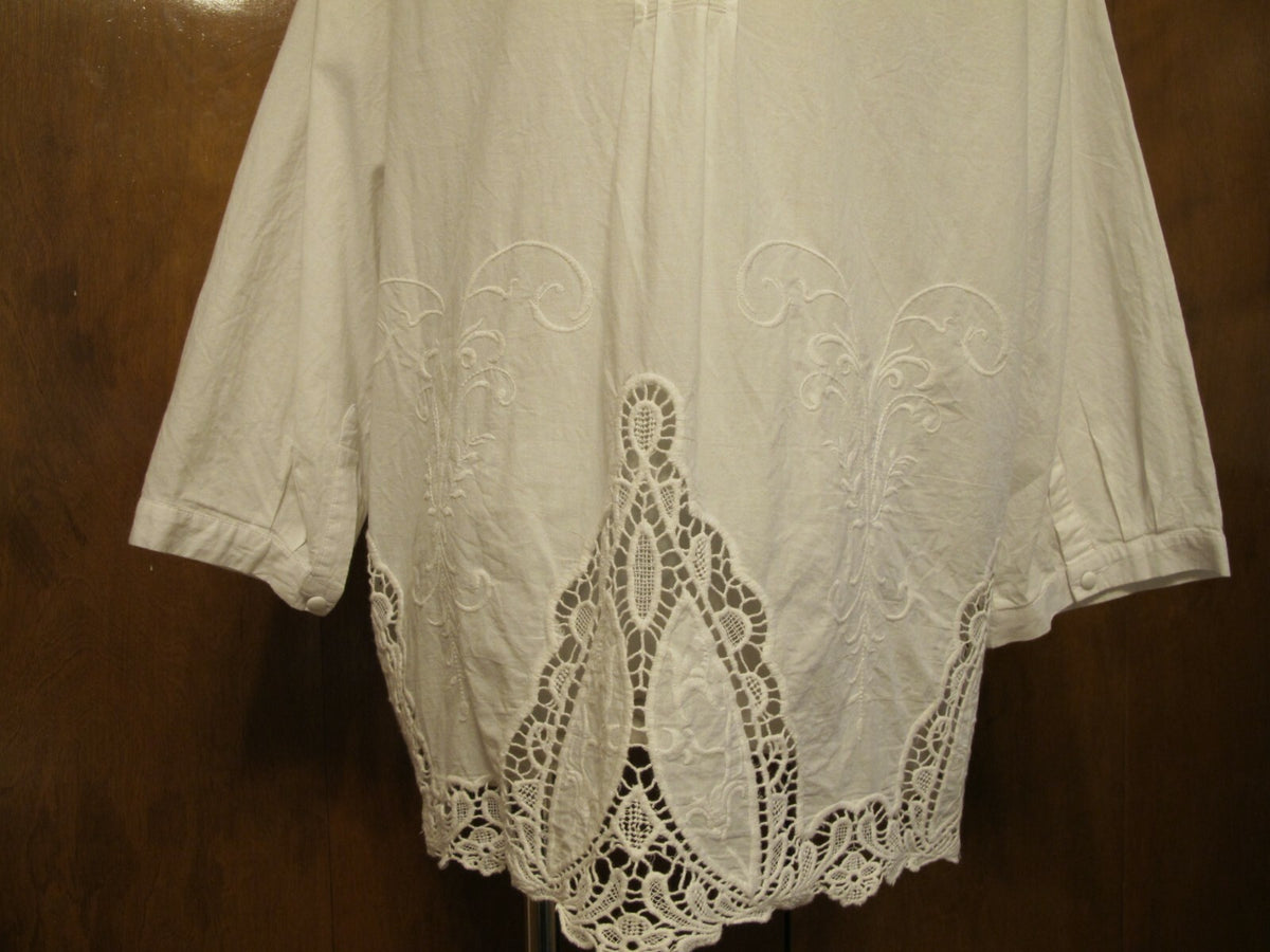 Saint Tropez West women's white cotton crocheted top size 1X