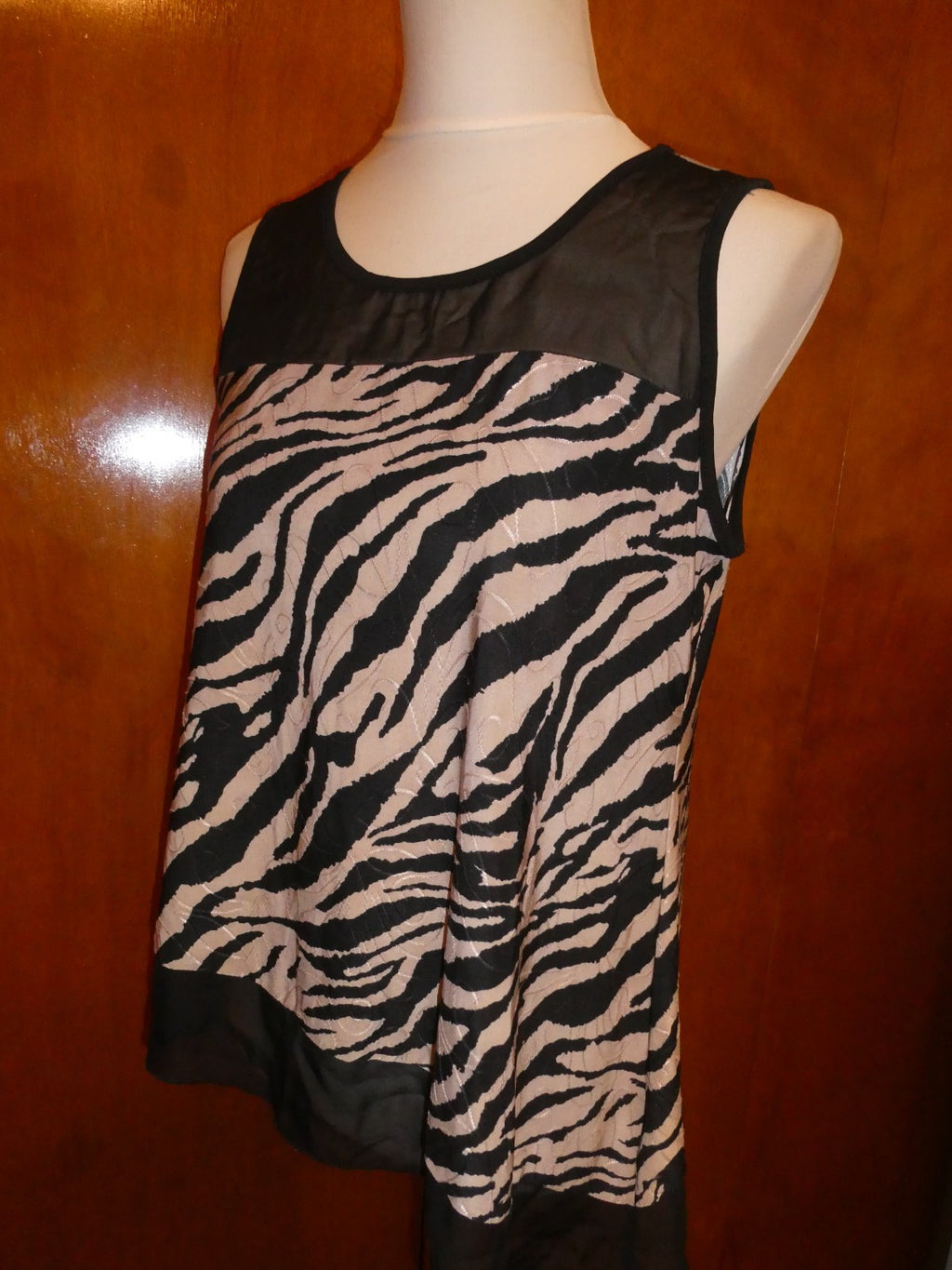 Roz & Ali Women’s MP Zebra Animal Print Sleeveless Layered Top Black Beige USA