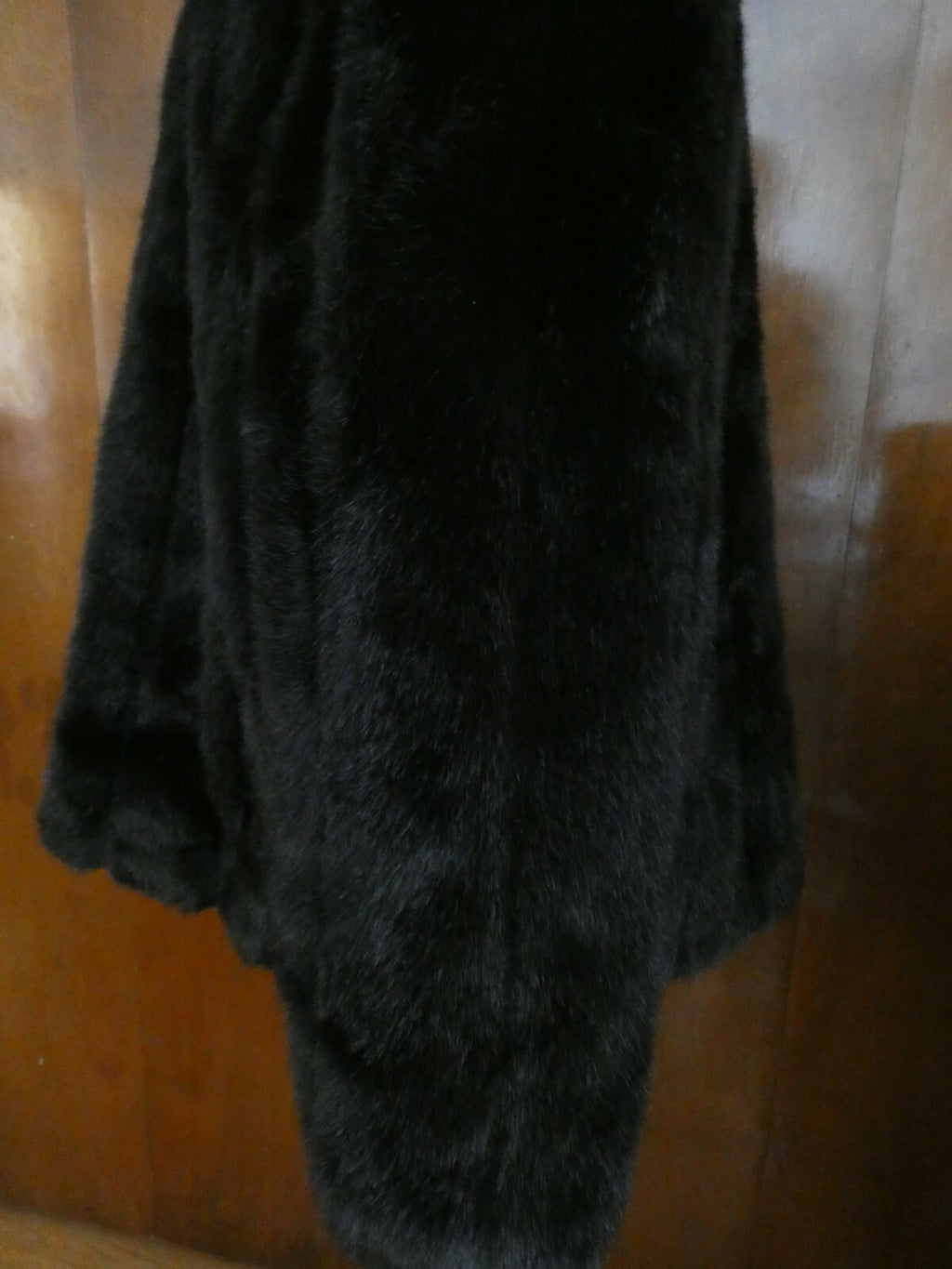 Olympia Limited INC Women's Faux Fur Coat Jacket Black Medium (Fits LARGE) USA