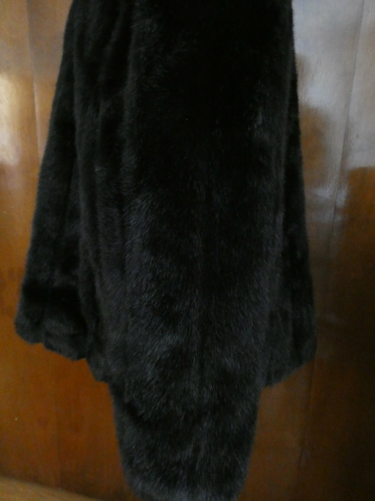 Olympia Limited INC Women's Faux Fur Coat Jacket Black Medium (Fits LARGE) USA