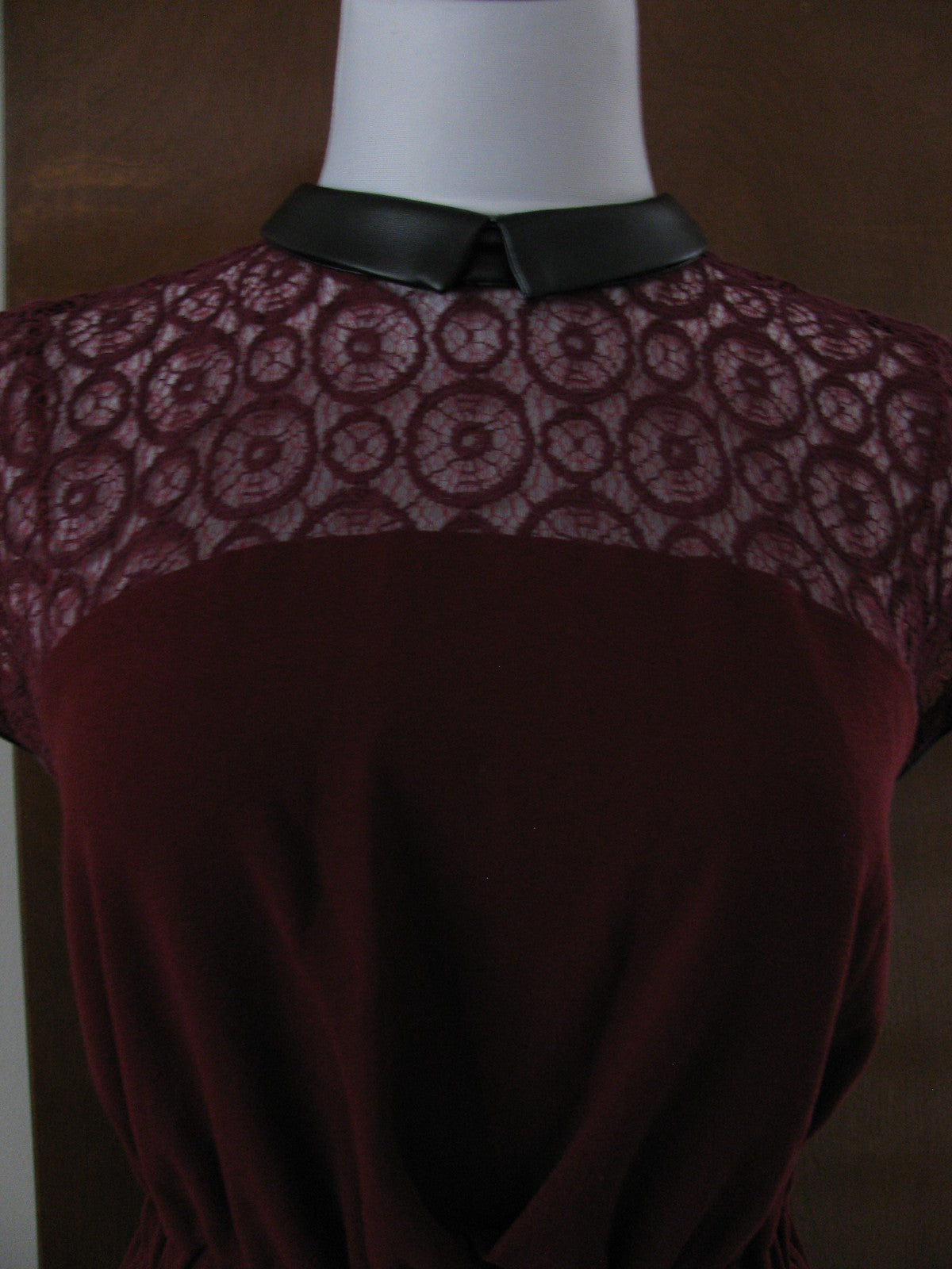 W118 Walter Baker Womens Burgundy Peplum Faux Leather Trim Evening Dress S NWT
