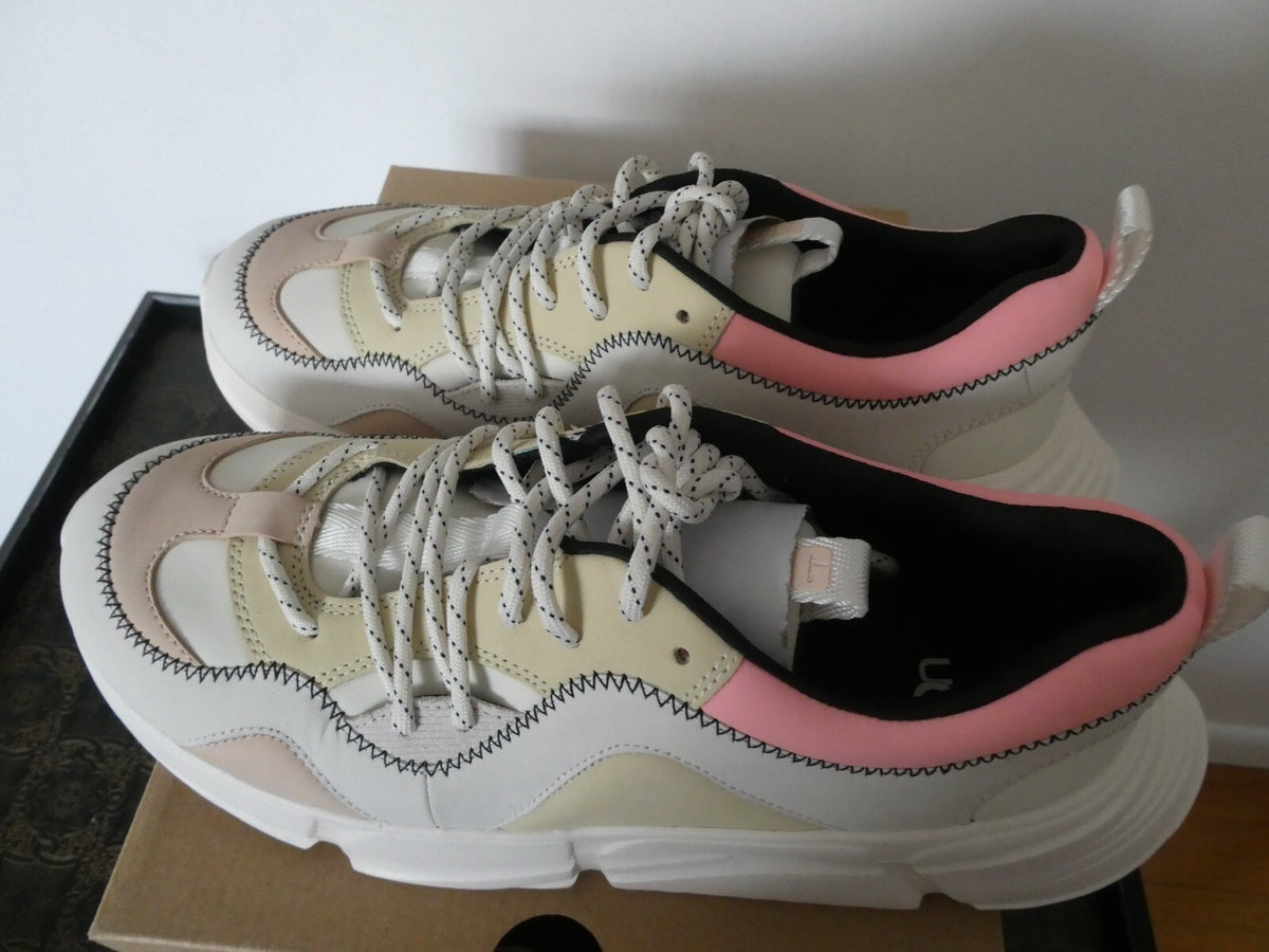 UGG Calle lace women’s multicolor sneakers size US 9/ EU 40