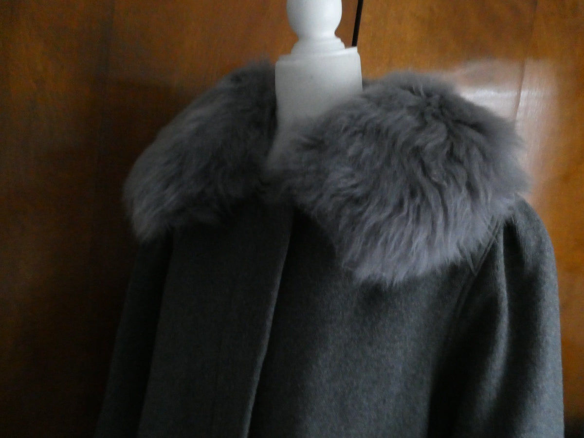 Berghaus Wool Coat with Lama Fur Trim Women Long Coat Sz 46 (US Sz 10) England