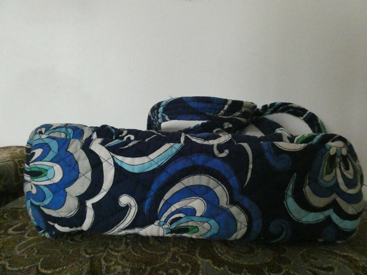 Vera Bradley Women's Blue/Gray/Green Shoulder Quilted Zippered Bag