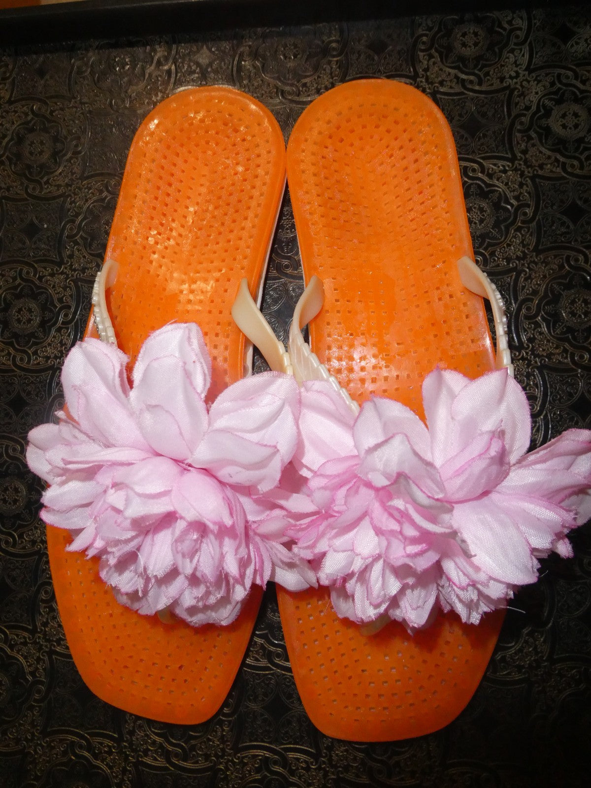 Kate Spade Pink Flowers Beach Pool Jelly Flip Flops Size 7 Made in Italy