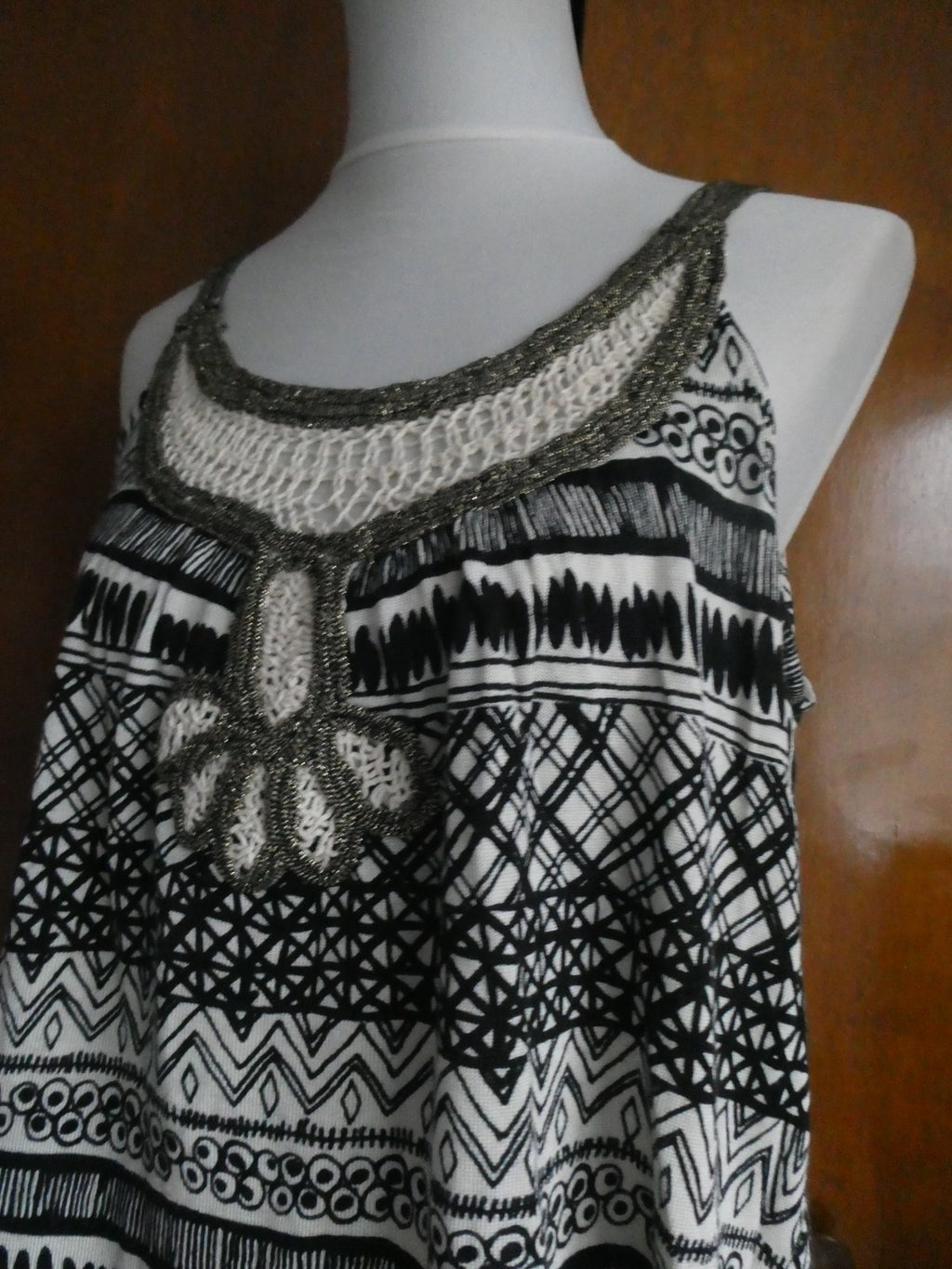 Sweaterworks Women's Top Black White Crochet Trim Cotton Rayon Size Large $68