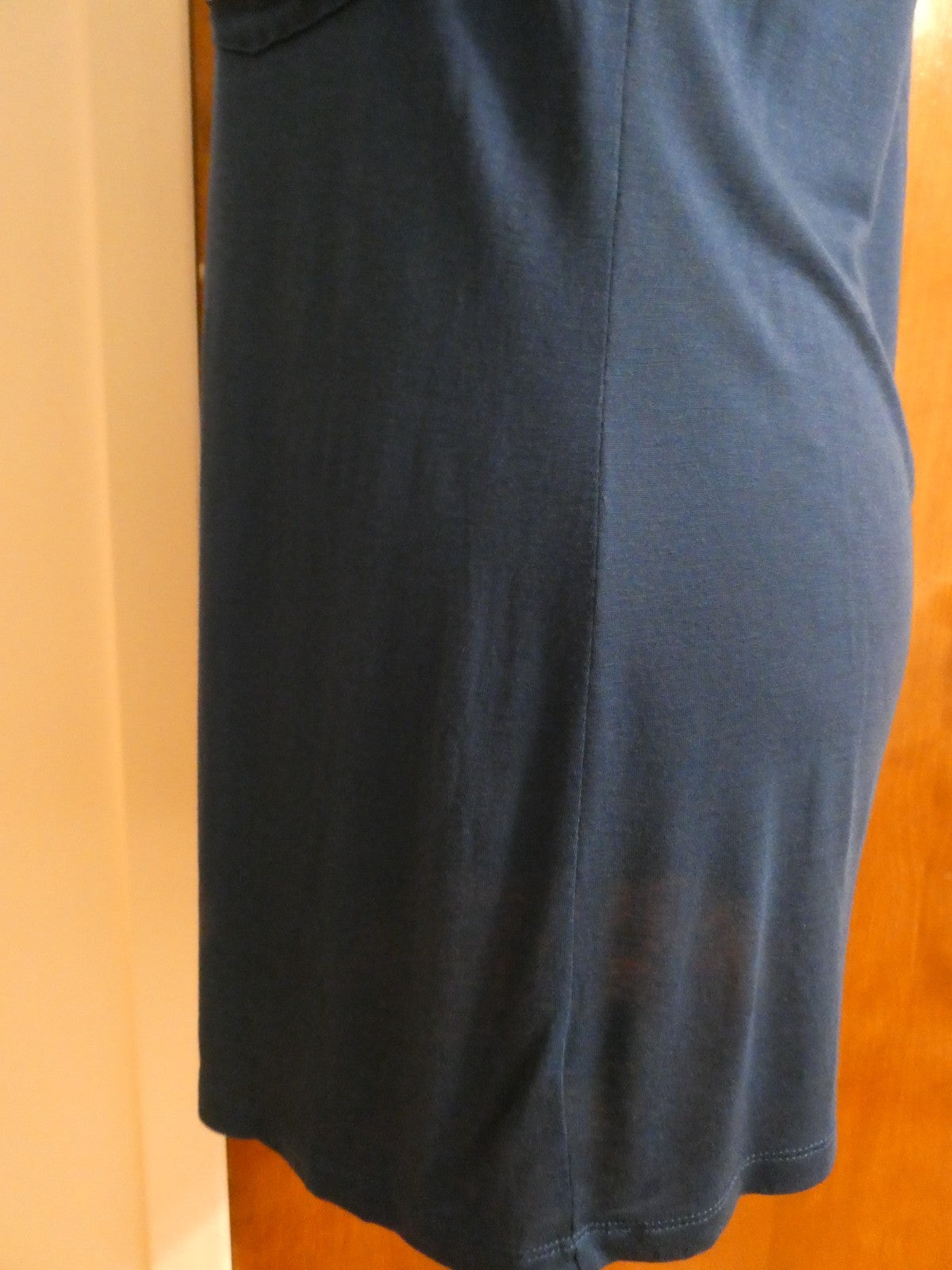 GAP Women's Top Size Large Navy Blue Sequined Pocket Short Sleeve 100% Rayon NWT