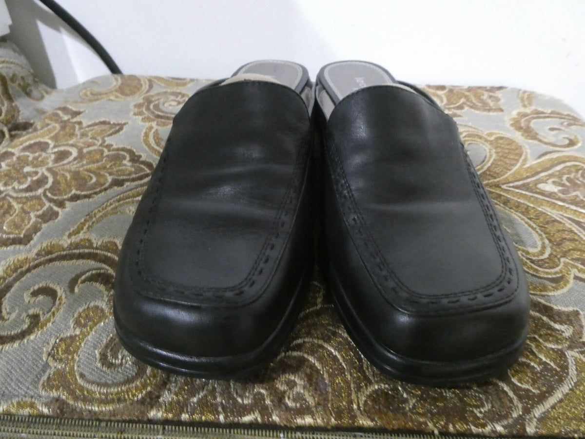 Liz Claiborne Flex Women’s Black Leather Slip On Shoes Size 8M