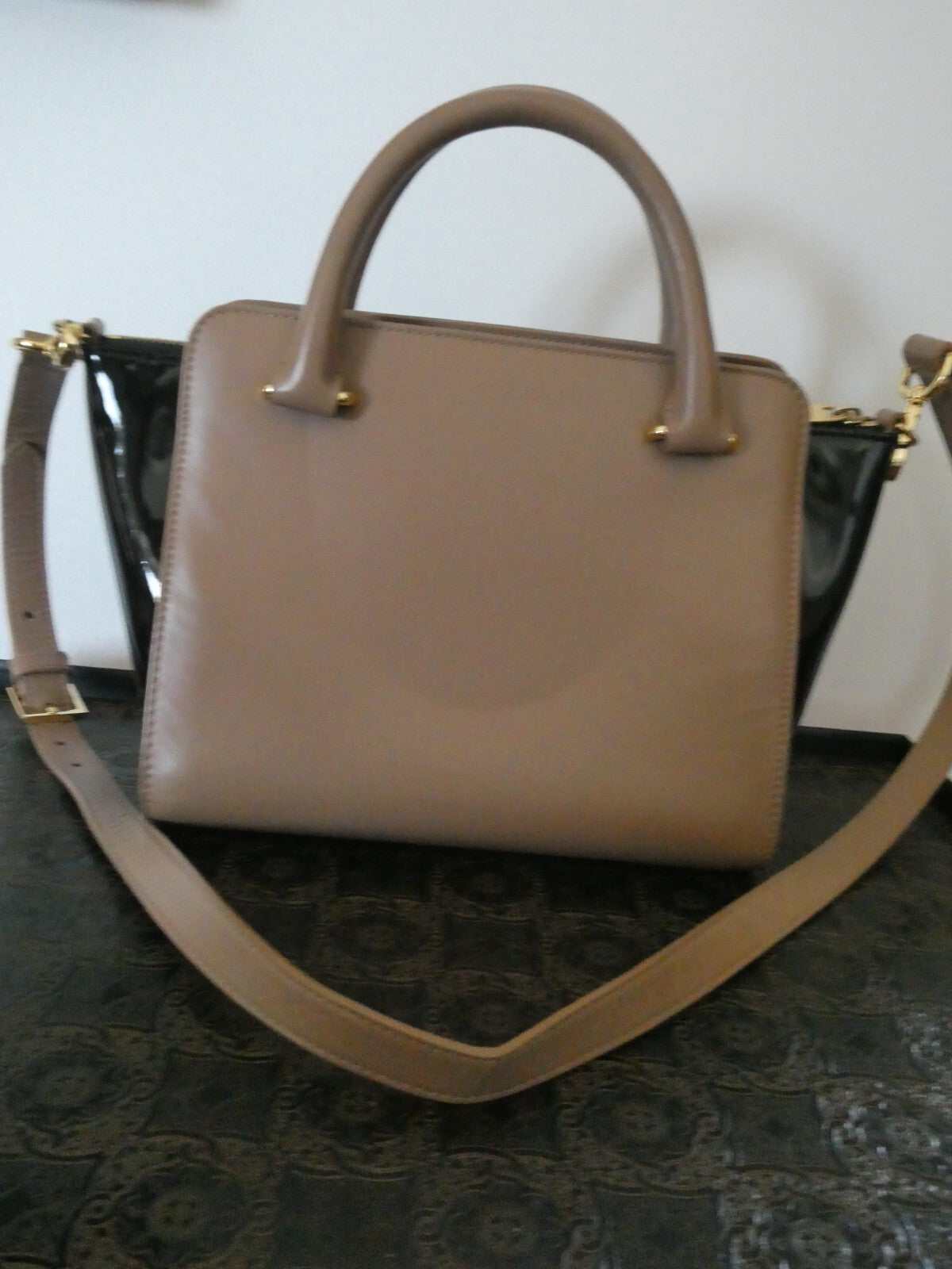 Ted Baker London Leather Crossbody Bag Nude/Black Top Handle Gold Bow Handbag