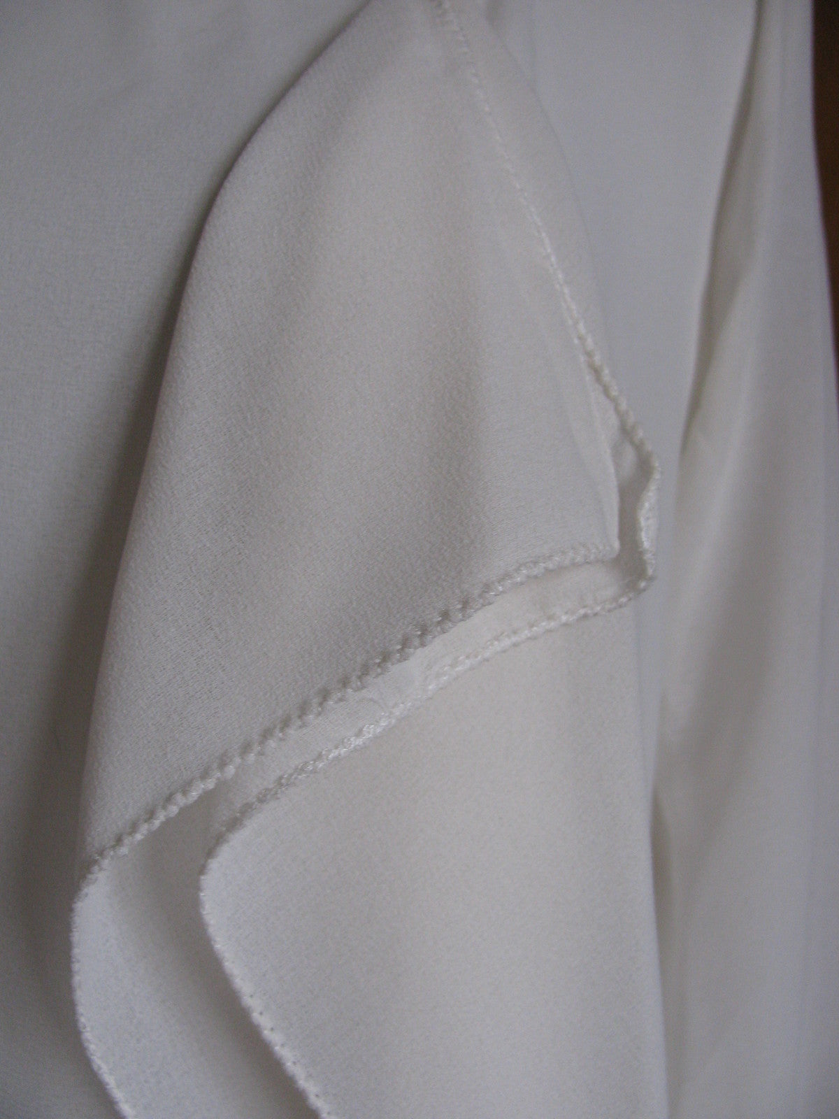 Max Studio women's ivory ruffle blouse long sleeves top size small NWT