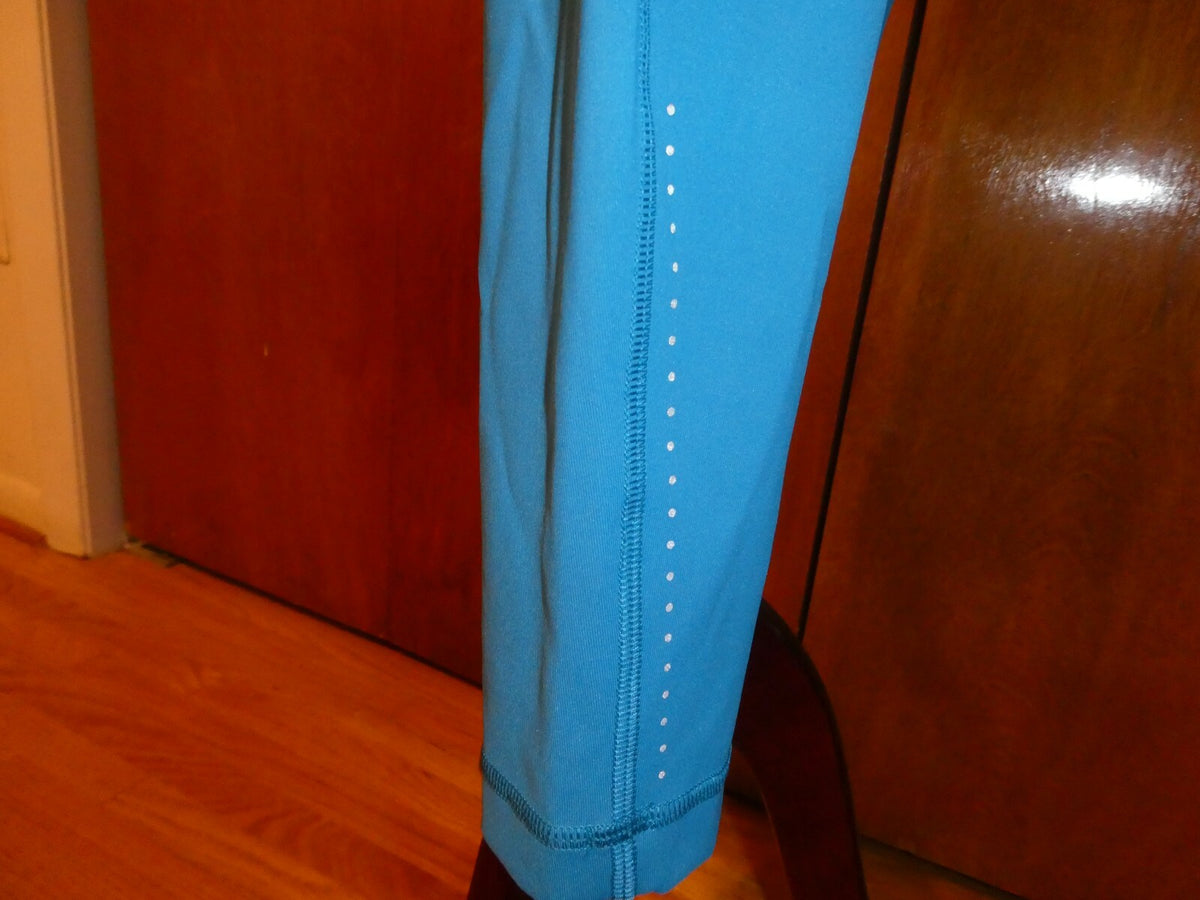 Lululemon women's jogger blue swift speed HR tight 4, 6 (runs small)