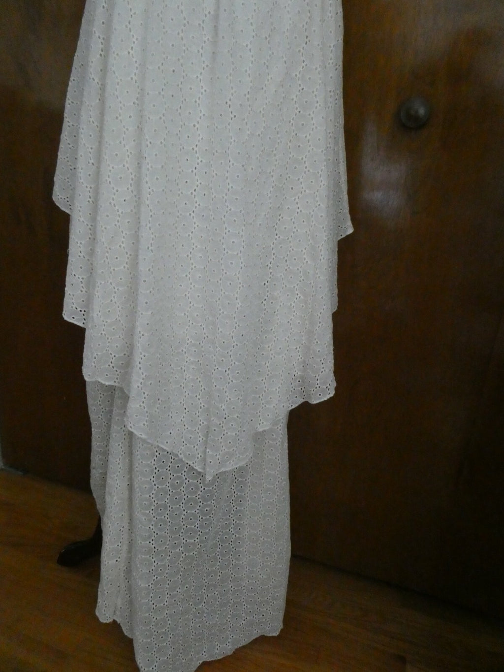 Free People women's cream eyelet embroidered crafted very soft cotton dress New