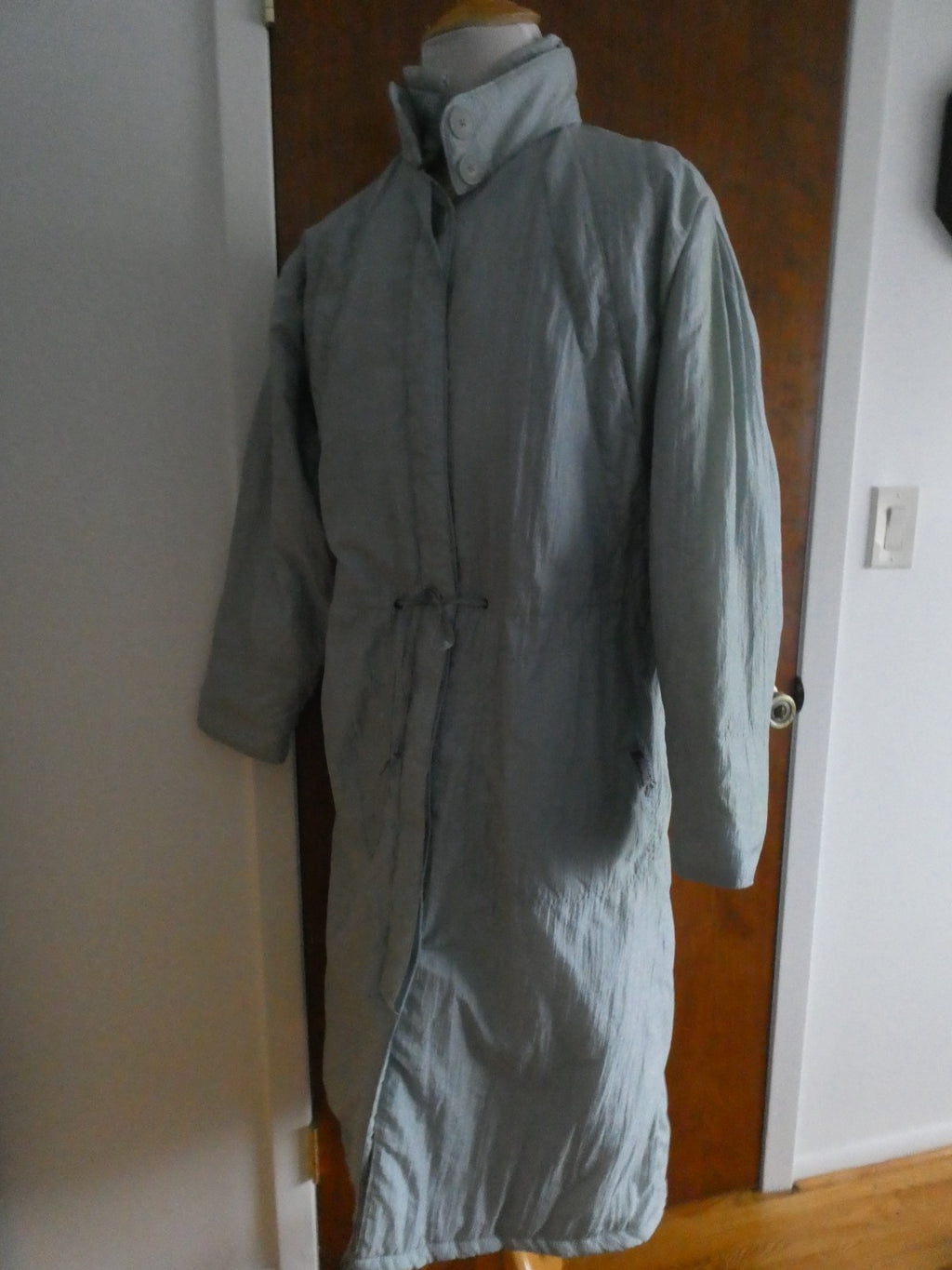 Vintage Montana Hamburg Long Winter Soft Blue-Gray Coat Nylon Size 46 US Size 10