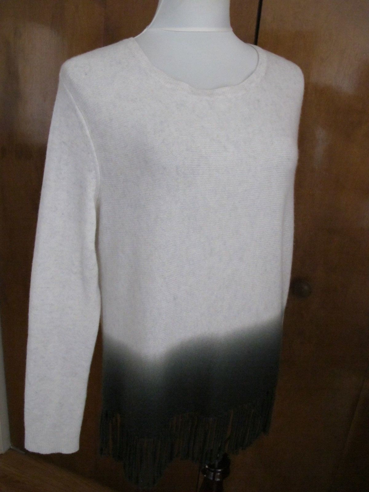 Aqua Women's Ash Army Cashmere Fringe Crewneck Pullover Large